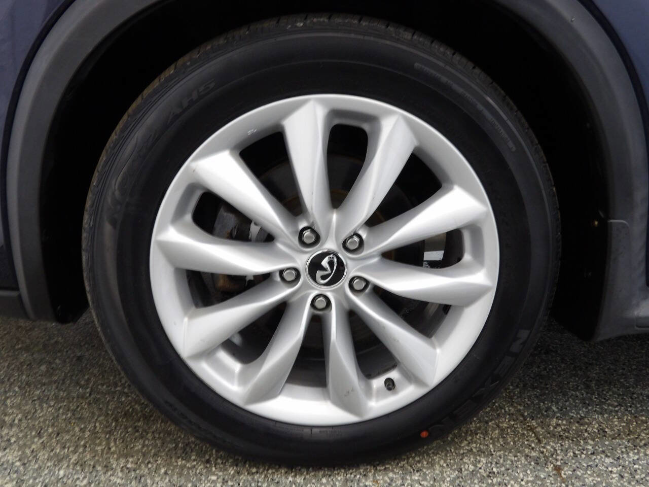 Used 2019 INFINITI QX50 Essential w/ Premium Heat Package image 22