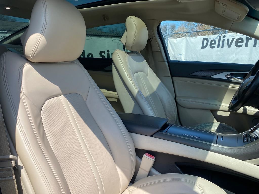 Used 2017 Lincoln MKZ Reserve AWD/4WD image 17