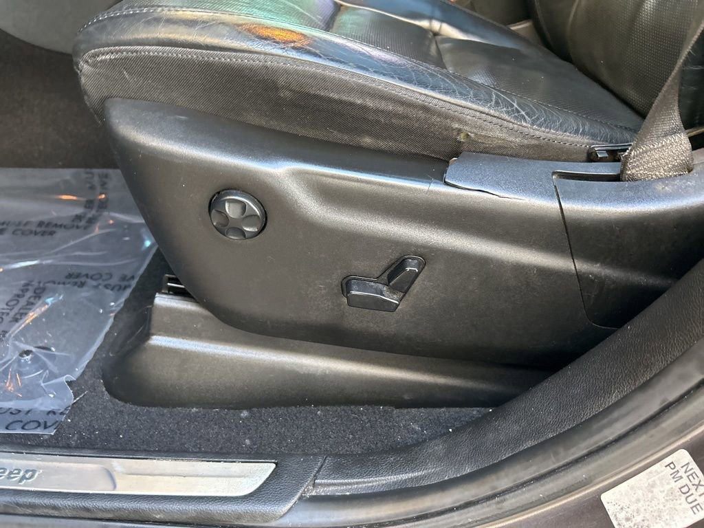 Used 2019 Jeep Grand Cherokee Limited w/ Luxury Group II image 46