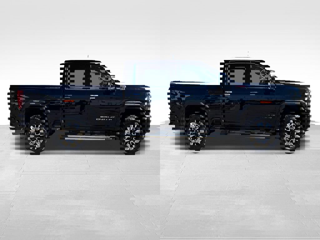 Used 2025 GMC Sierra 2500 Denali w/ Denali Reserve Package image 8