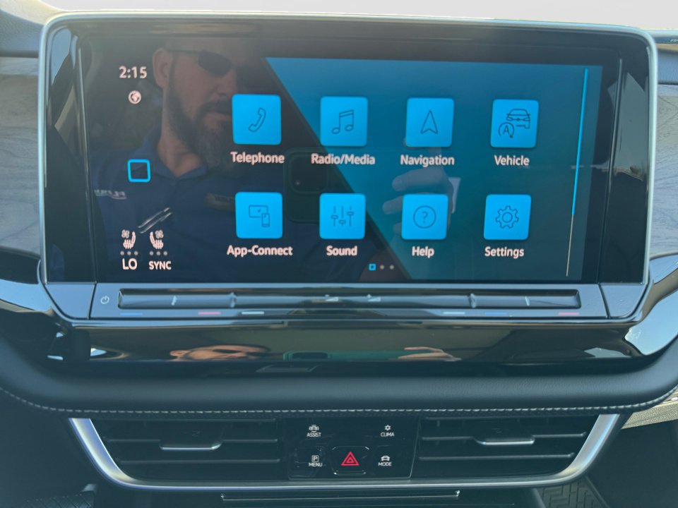New 2026 Volkswagen Atlas SE image 17