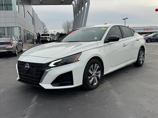 Certified 2025 Nissan Altima 2.5 S image 7