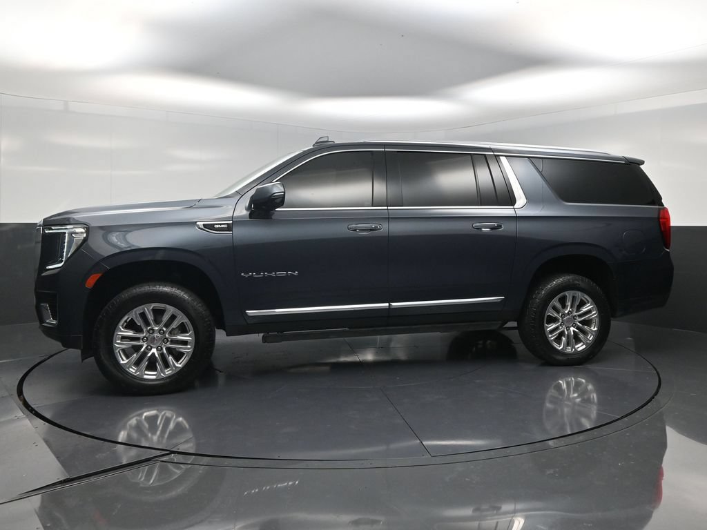 Used 2021 GMC Yukon XL SLT w/ SLT Premium Package RWD image 3