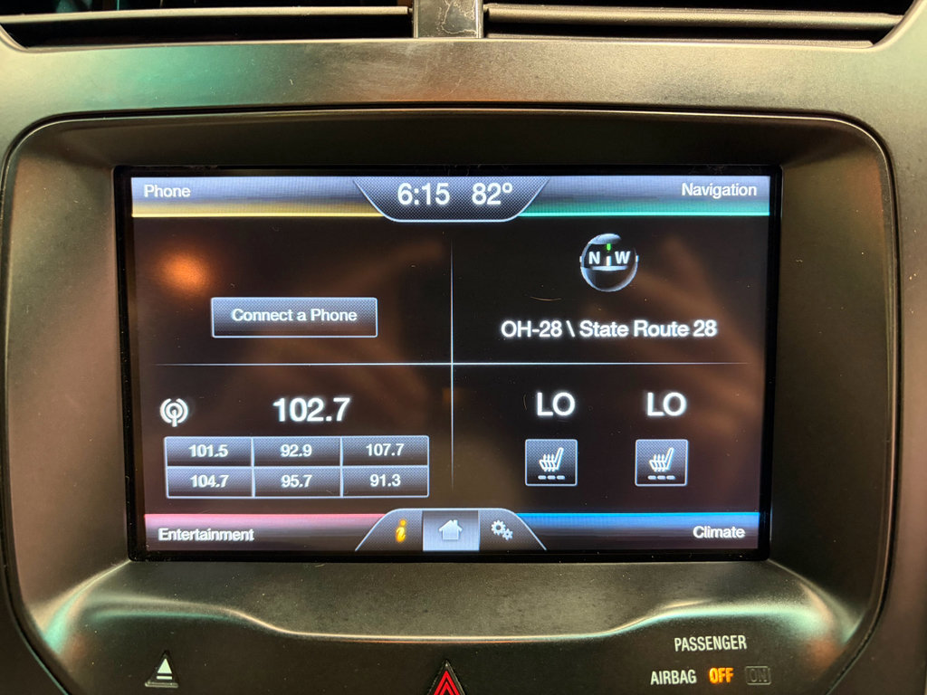 Used 2015 Ford Explorer XLT w/ Equipment Group 202A AWD/4WD image 19