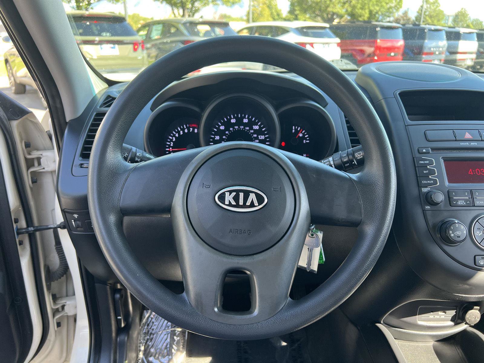 Used 2012 Kia Soul FWD image 6