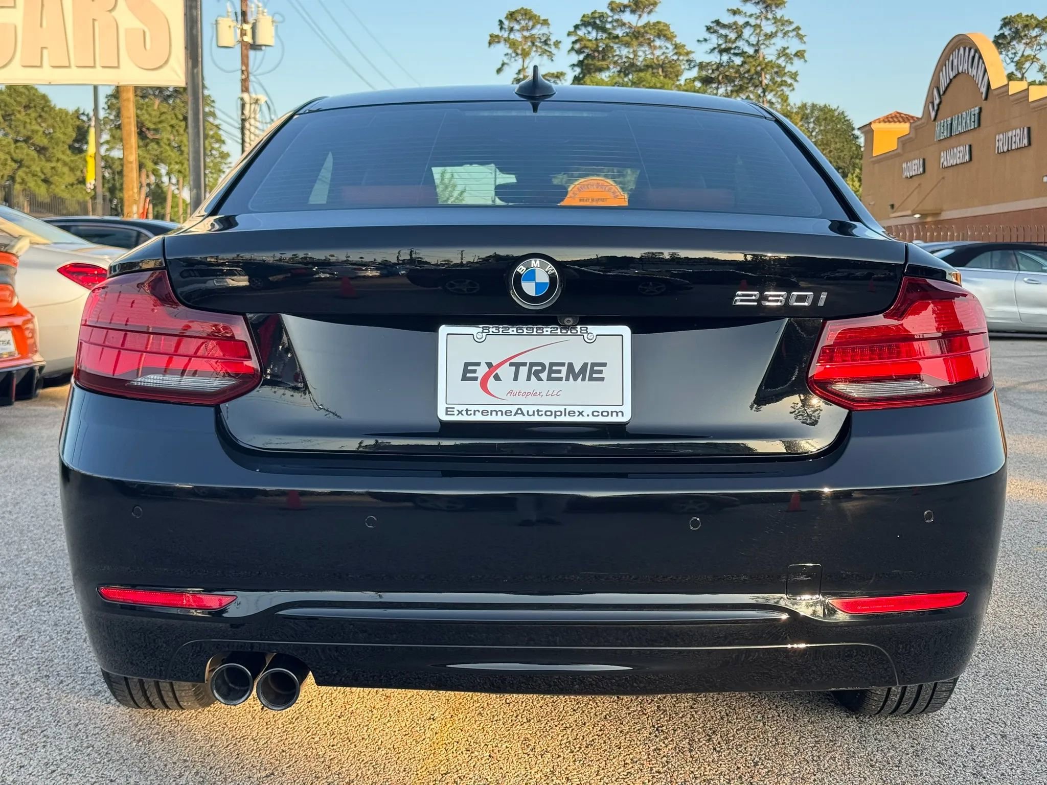 Used 2020 BMW 230i Coupe w/ Convenience Package RWD image 3