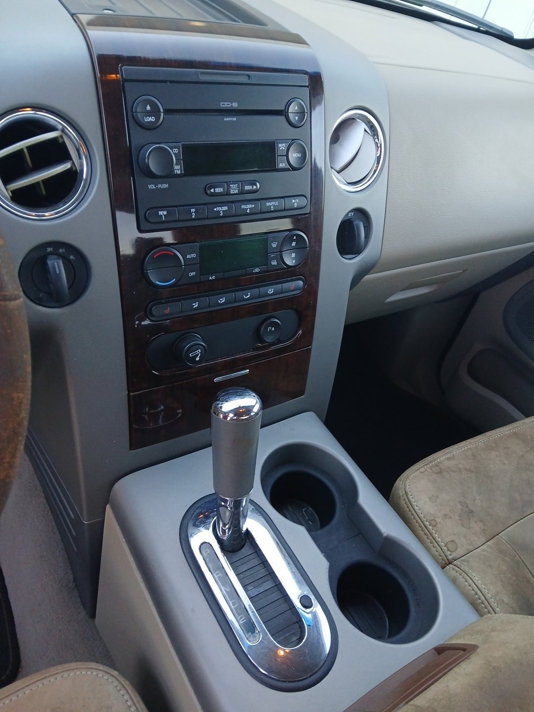 Used 2007 Ford F150 King Ranch image 9