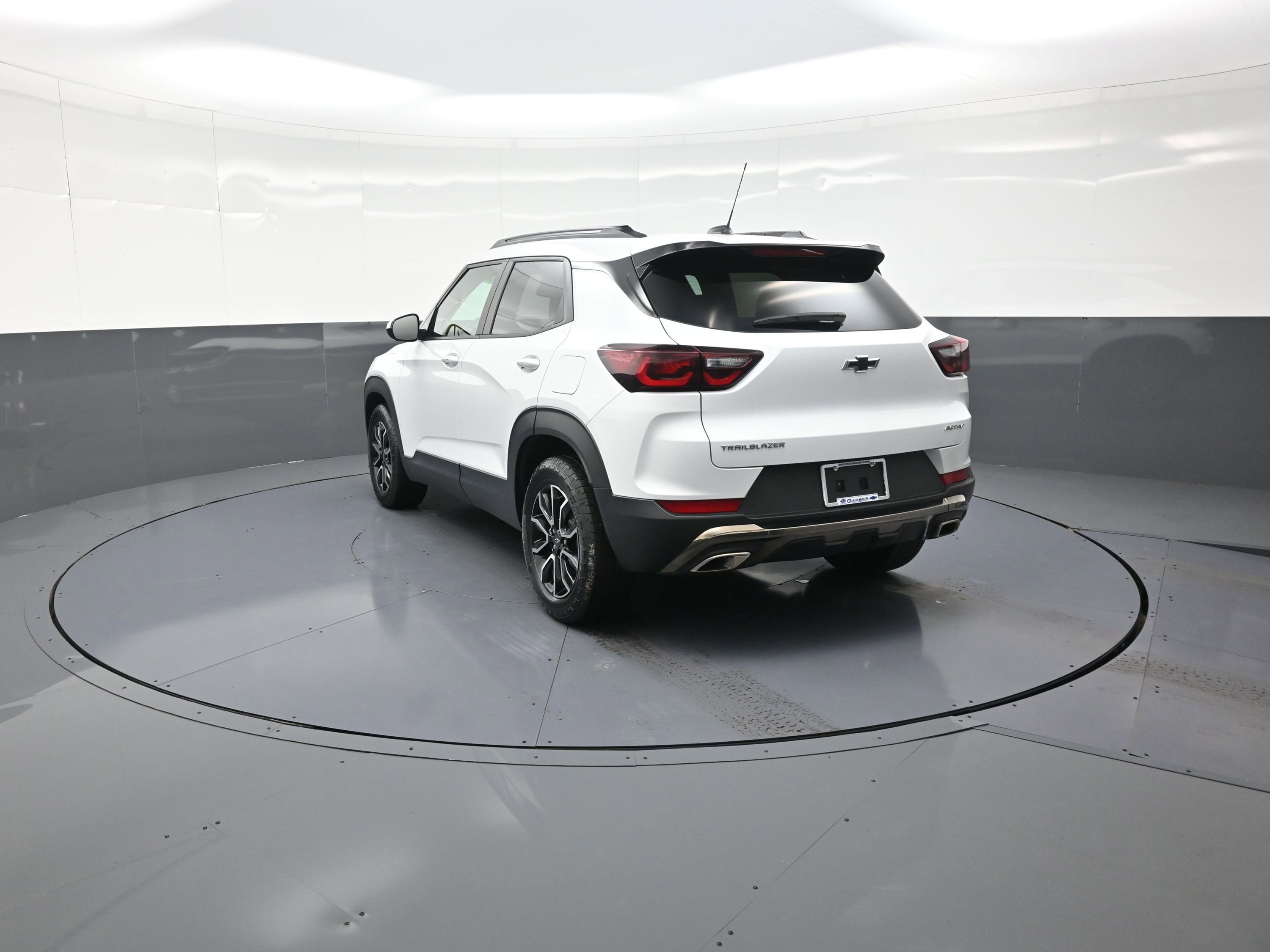 Used 2024 Chevrolet TrailBlazer ACTIV image 5