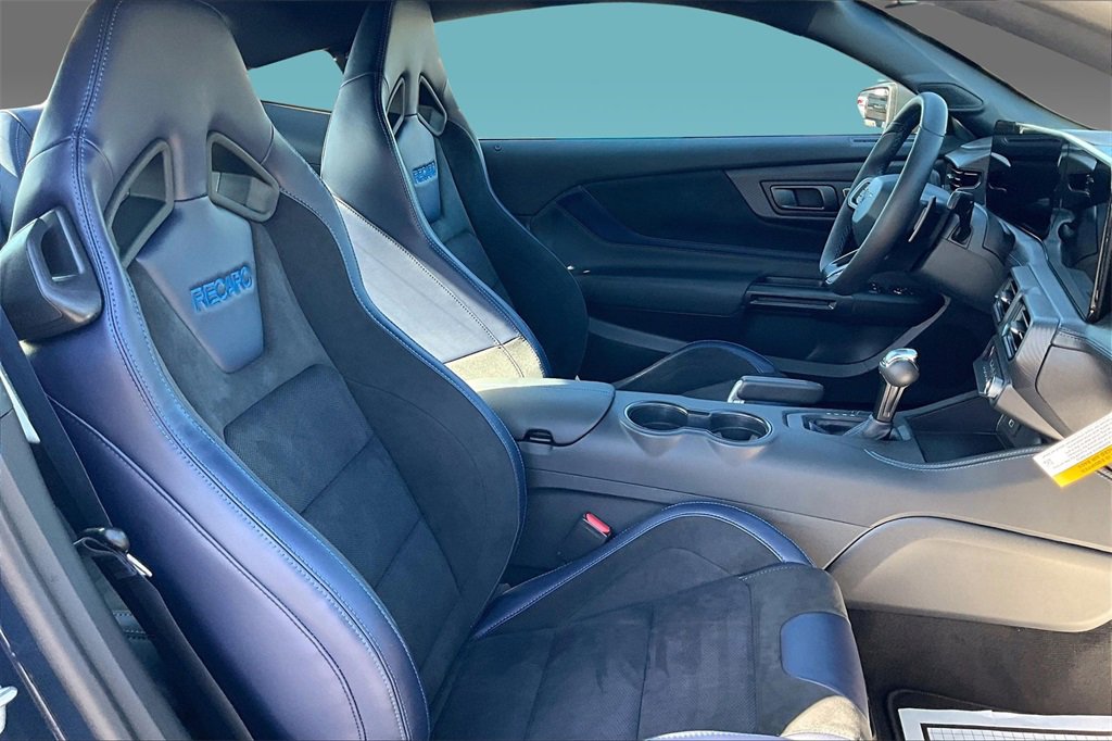 New 2025 Ford Mustang Dark Horse image 29