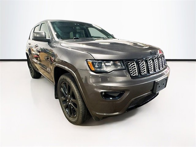 Used 2020 Jeep Grand Cherokee Altitude video 1