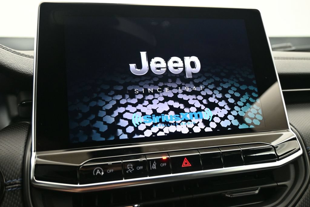 New 2026 Jeep Compass Latitude AWD/4WD image 6