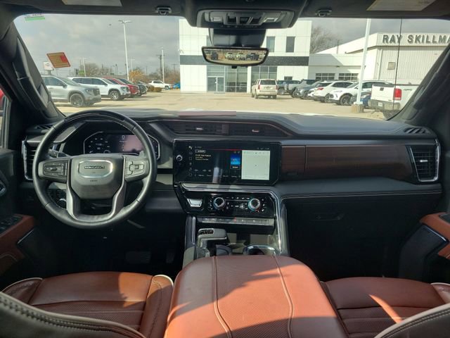 Used 2025 GMC Sierra 1500 Denali Ultimate image 12