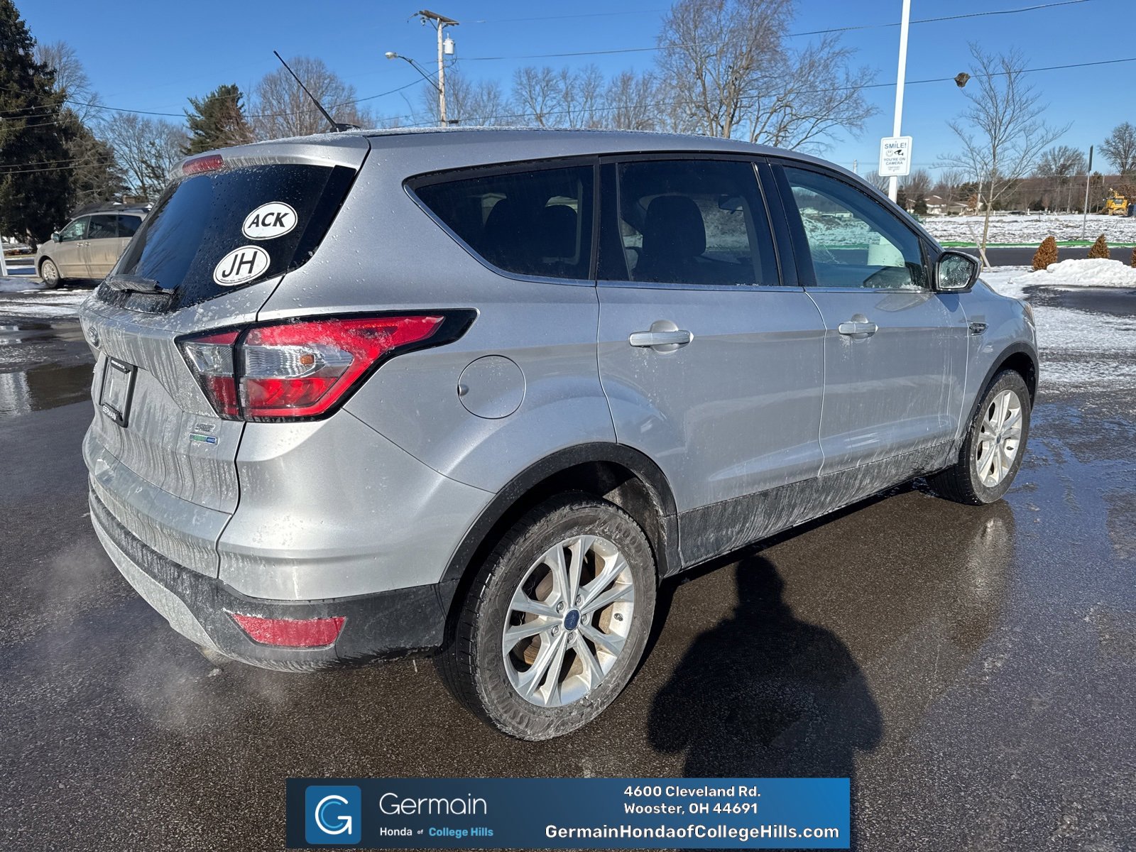 Used 2017 Ford Escape SE image 6