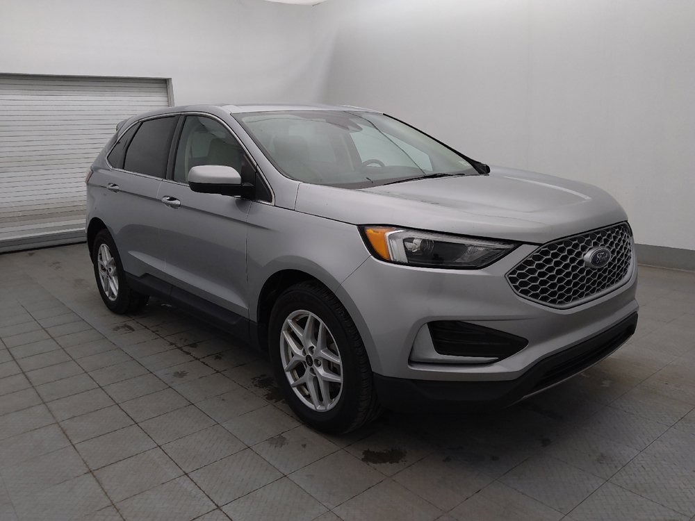Used 2023 Ford Edge SEL image 11