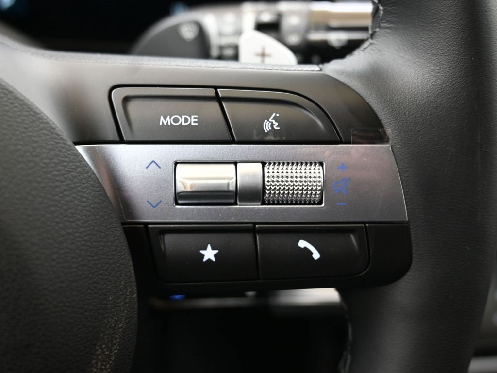 New 2026 Hyundai Tucson Limited image 28