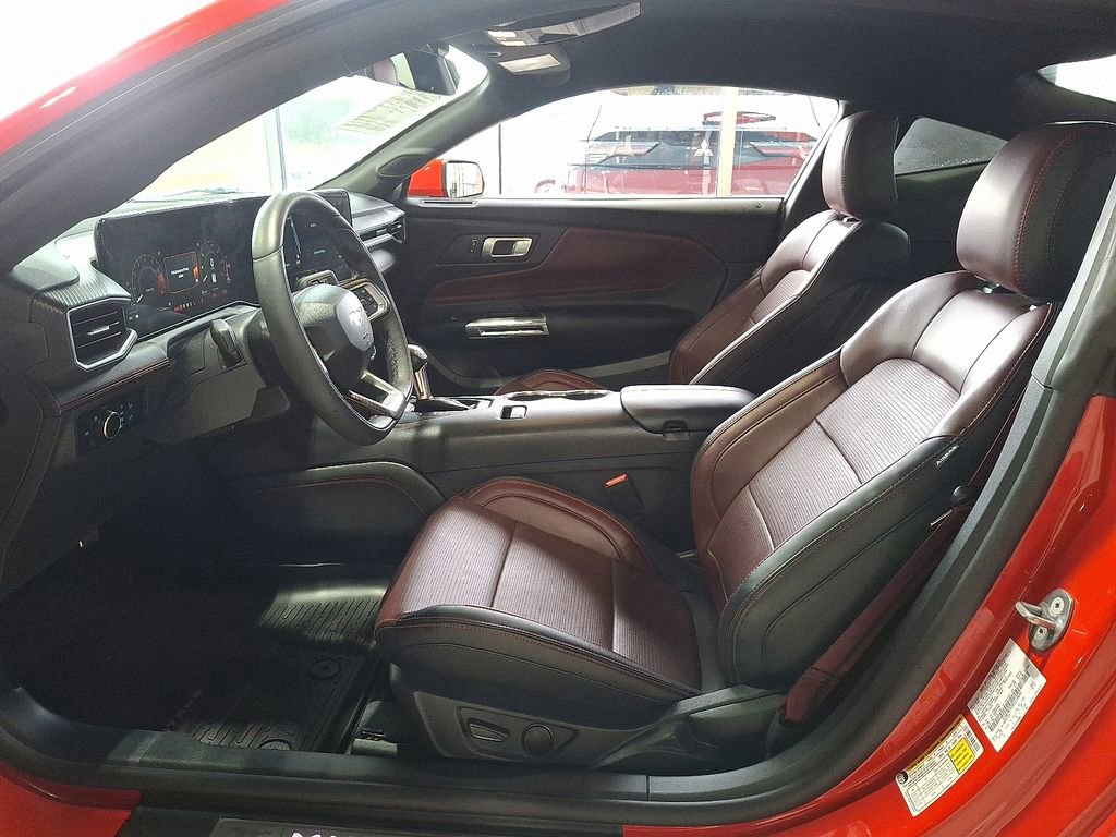 Used 2024 Ford Mustang Premium image 11