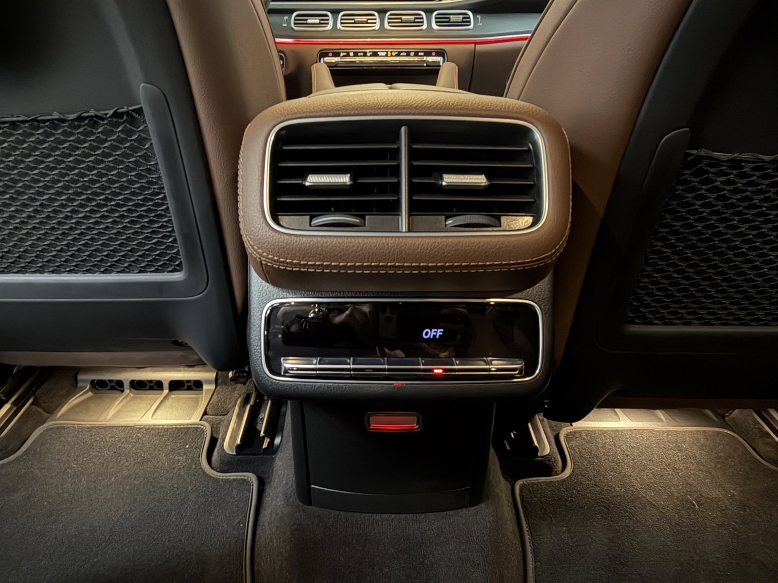 Used 2024 Mercedes-Benz GLS 450 4MATIC image 38