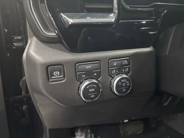 Used 2025 GMC Sierra 1500 SLT image 16