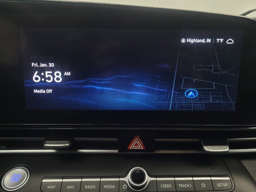 Used 2023 Hyundai Elantra SEL w/ Convenience Package image 25