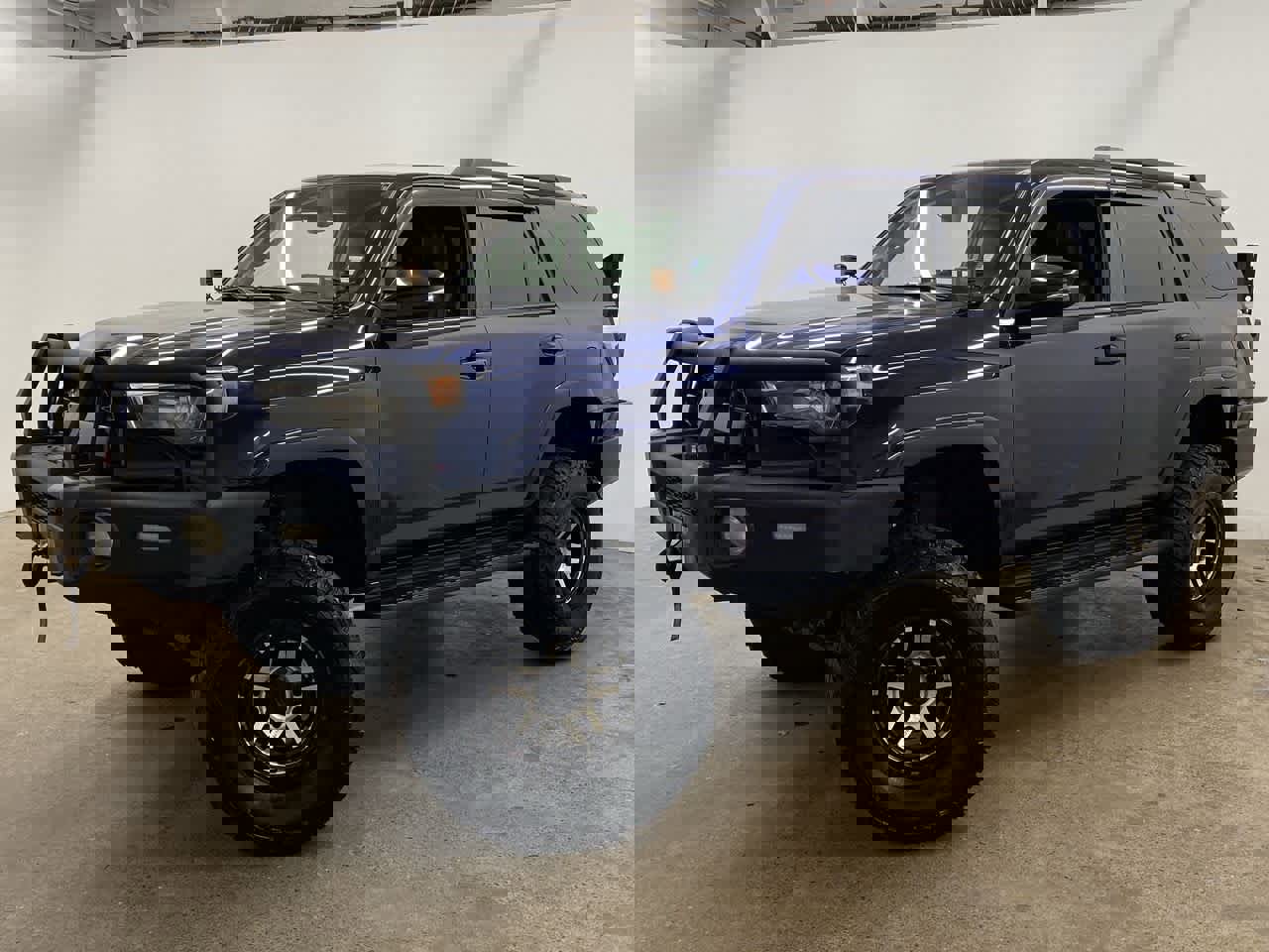 Used 2016 Toyota 4Runner SR5 Premium image 1