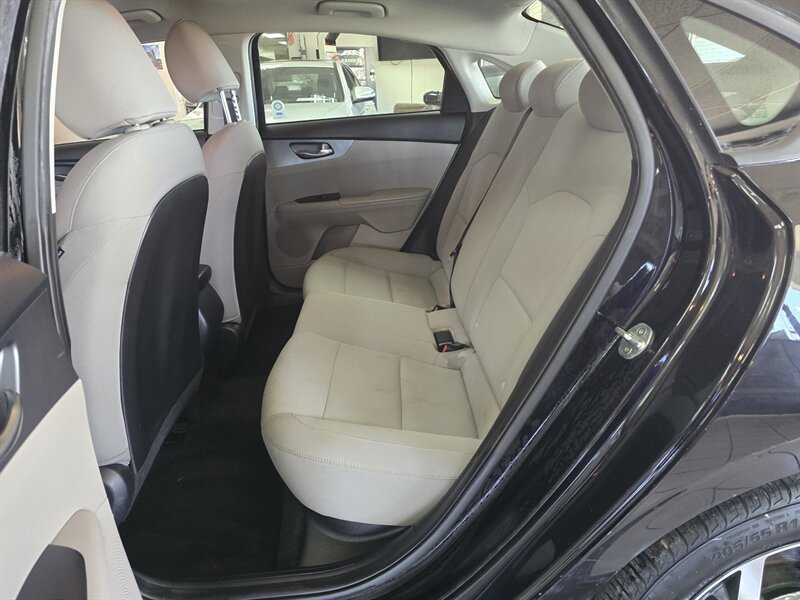 Used 2021 Kia Forte LXS image 12