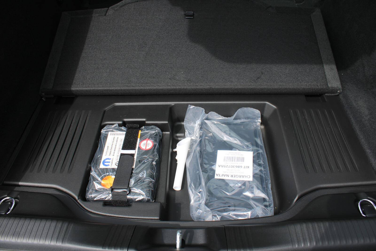 New 2026 Dodge Charger R/T w/ Blacktop Package AWD/4WD image 11