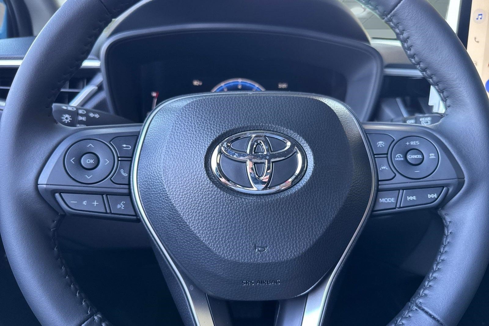 New 2026 Toyota Corolla Cross LE FWD image 11