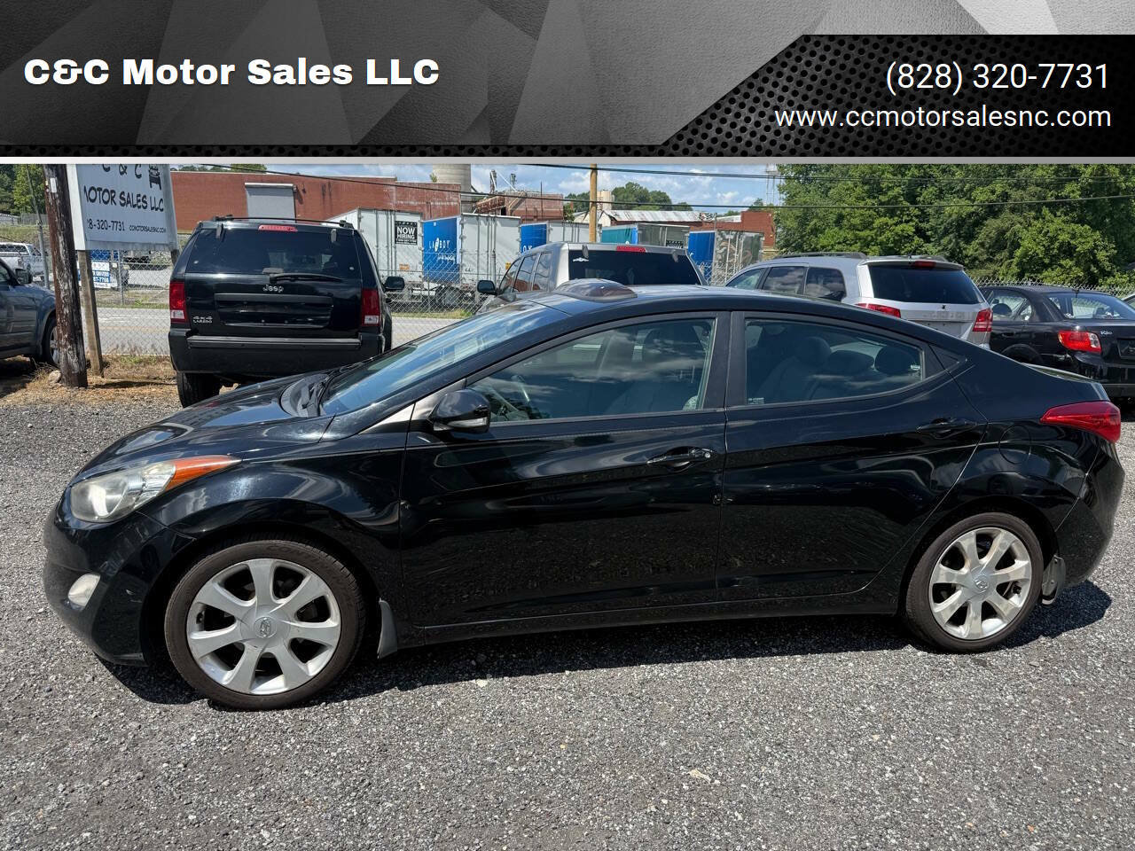 Used 2012 Hyundai Elantra Limited w/ Technology Pkg 5 FWD image 1