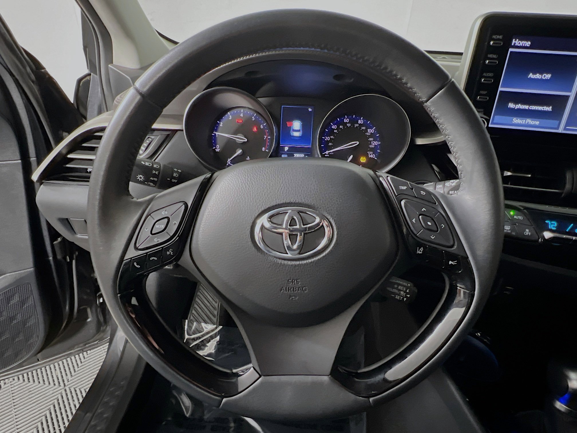 Used 2021 Toyota C-HR Limited image 18