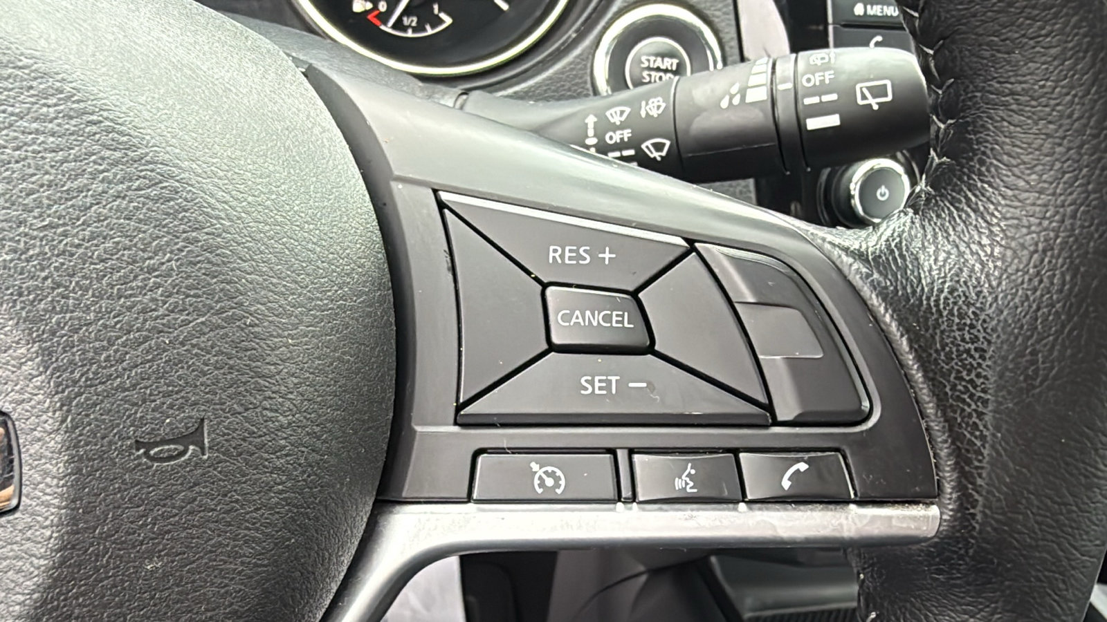 Certified 2021 Nissan Rogue Sport SV AWD/4WD image 11