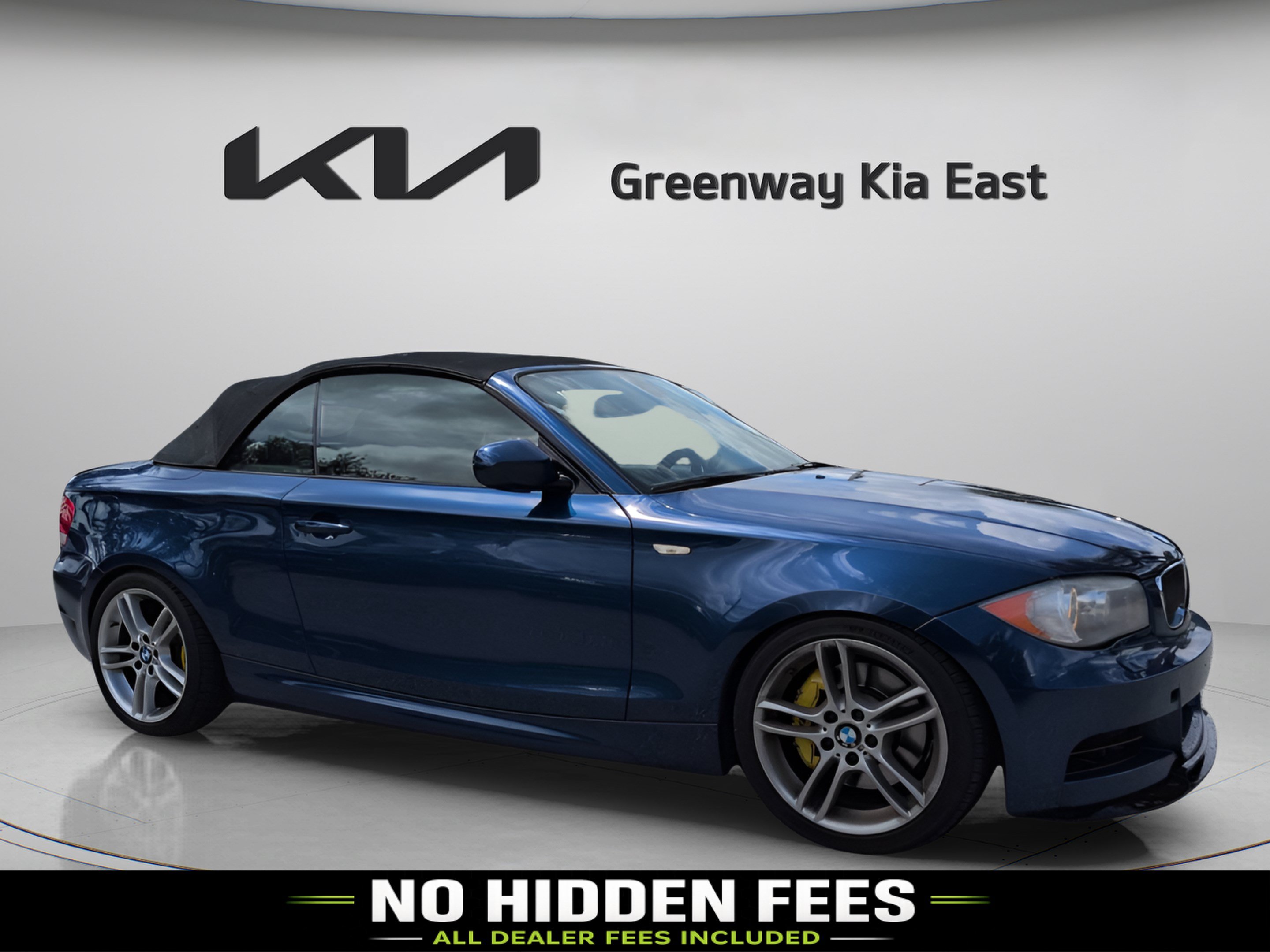 Used 2011 BMW 135i Convertible w/ Premium Pkg RWD image 1