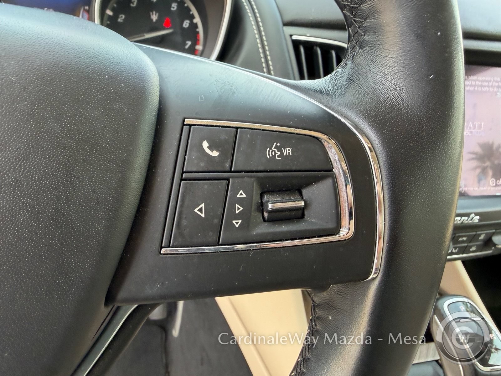 Used 2019 Maserati Levante GranLusso AWD/4WD image 22