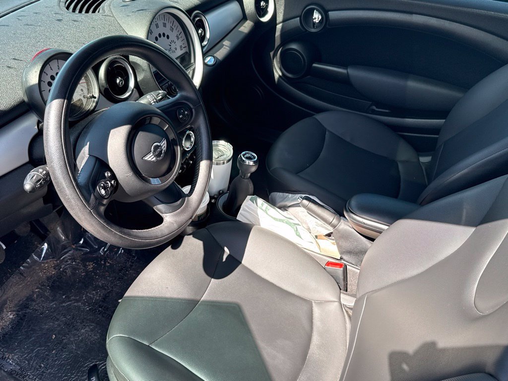 Used 2013 MINI Cooper Hardtop FWD image 5