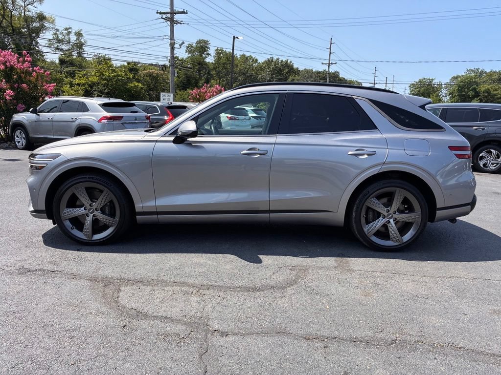 Used 2023 Genesis GV70 2.5T w/ Sport Prestige Package AWD/4WD image 4