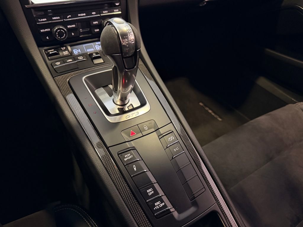 Certified 2014 Porsche 911 GT3 RWD image 18