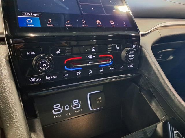 Used 2025 Jeep Grand Cherokee L Limited AWD/4WD image 27