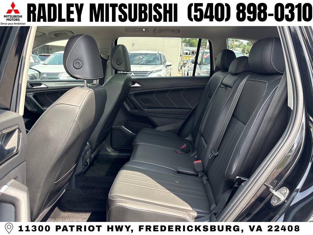 Used 2023 Volkswagen Tiguan SE w/ Panoramic Sunroof Package AWD/4WD image 18