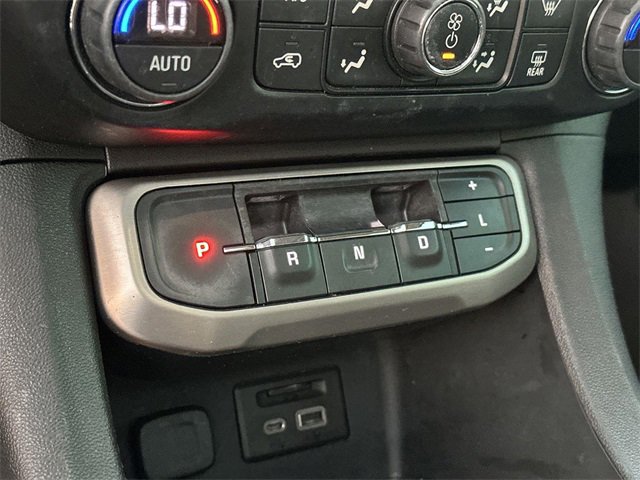 Used 2020 GMC Acadia Denali image 15