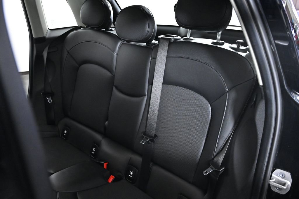 Certified 2024 MINI Cooper S image 23