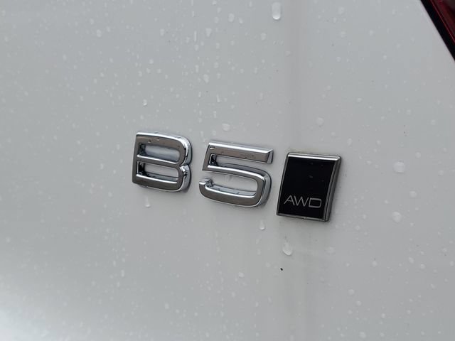 New 2026 Volvo XC40 B5 Plus w/ Protection Package Premier AWD/4WD image 7