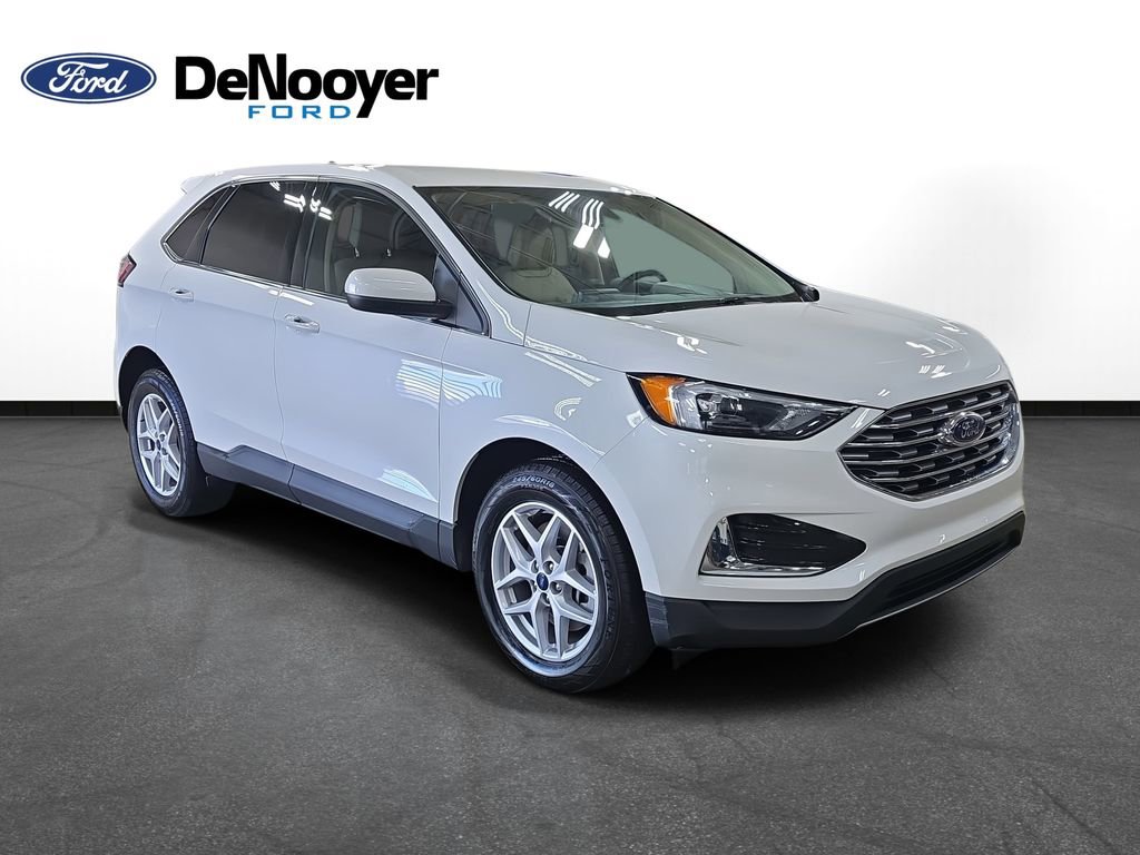Used 2022 Ford Edge SEL image 4