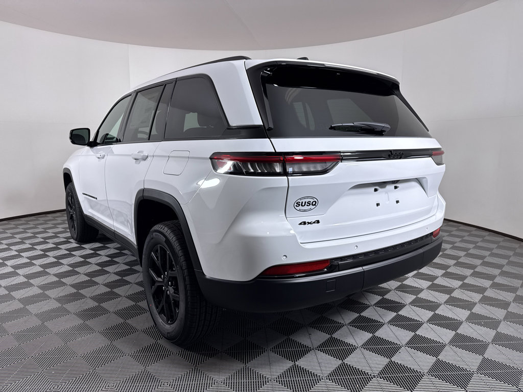 New 2025 Jeep Grand Cherokee Altitude image 20