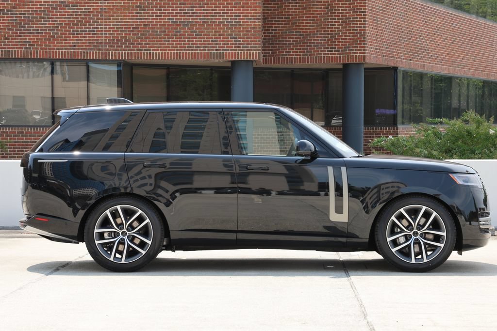 New 2026 Land Rover Range Rover SE AWD/4WD image 4
