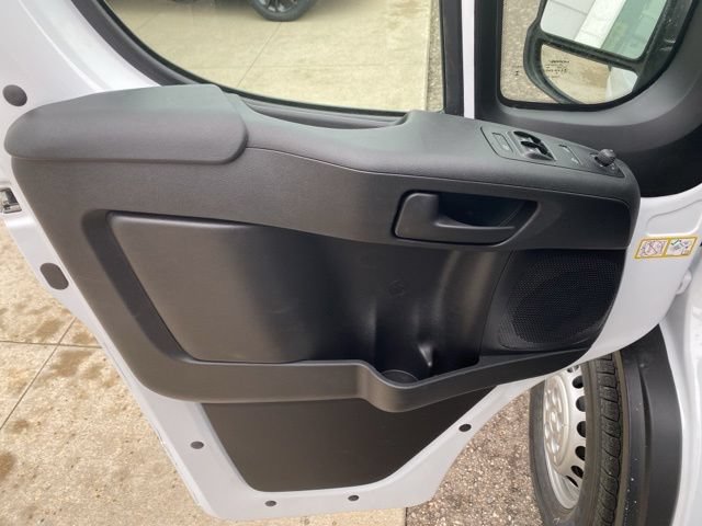 New 2026 RAM ProMaster 1500 w/ Convenience Group FWD image 9