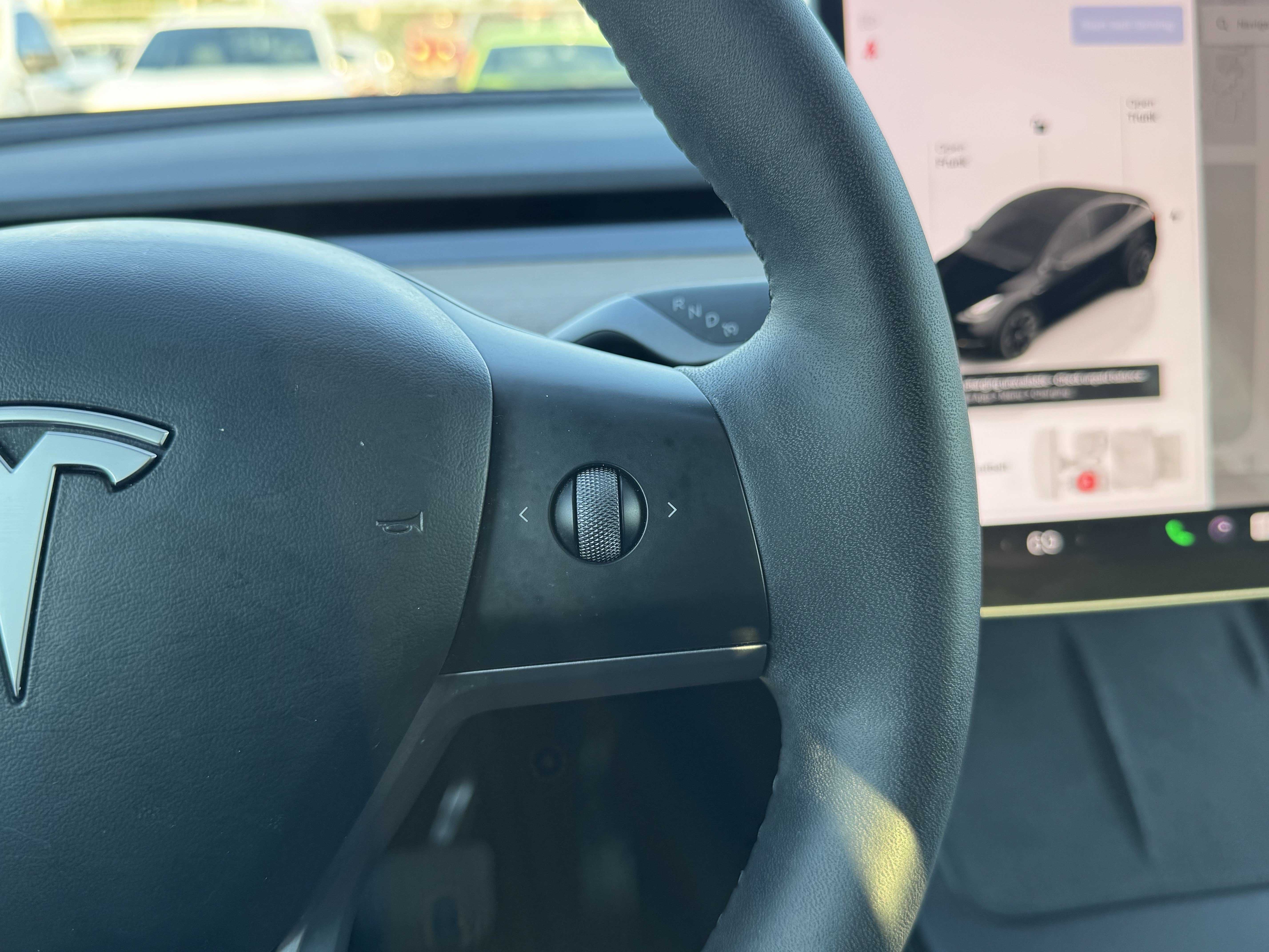Used 2023 Tesla Model Y Long Range AWD/4WD image 24