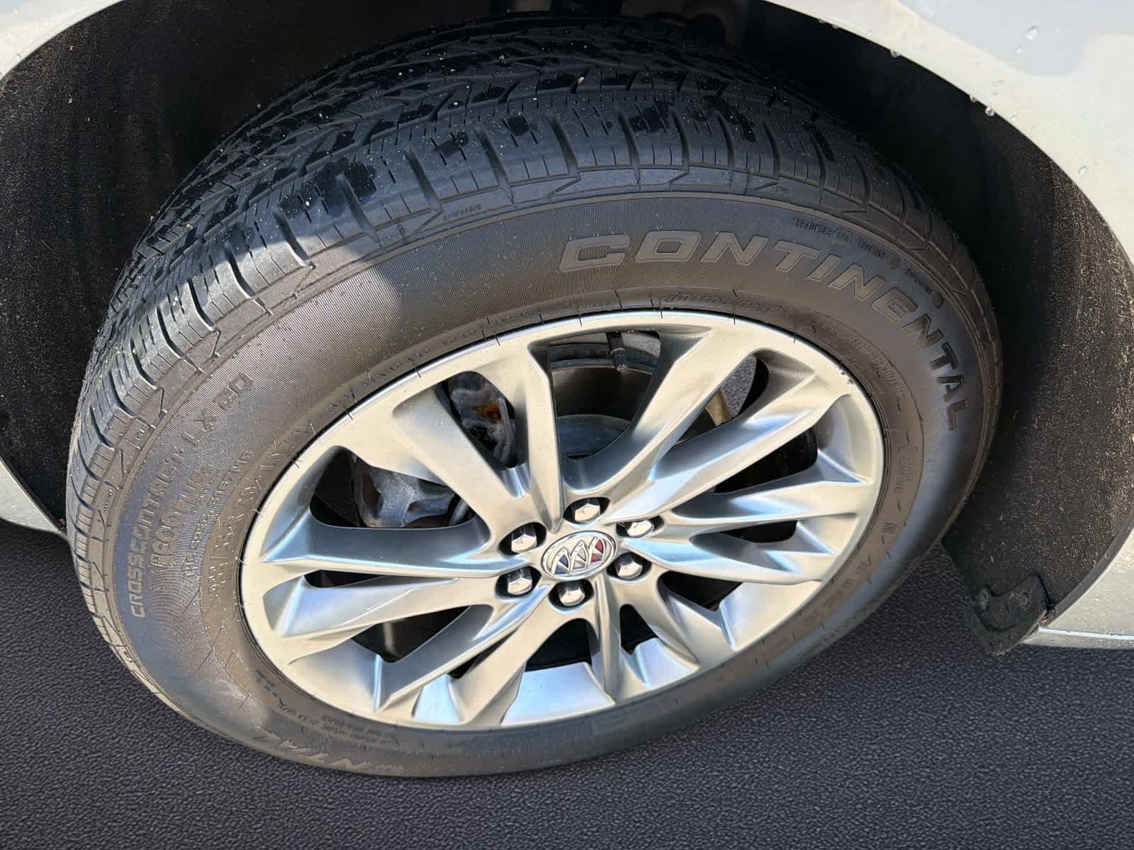 Used 2024 Buick Enclave Avenir w/ Avenir Technology Package AWD/4WD image 20