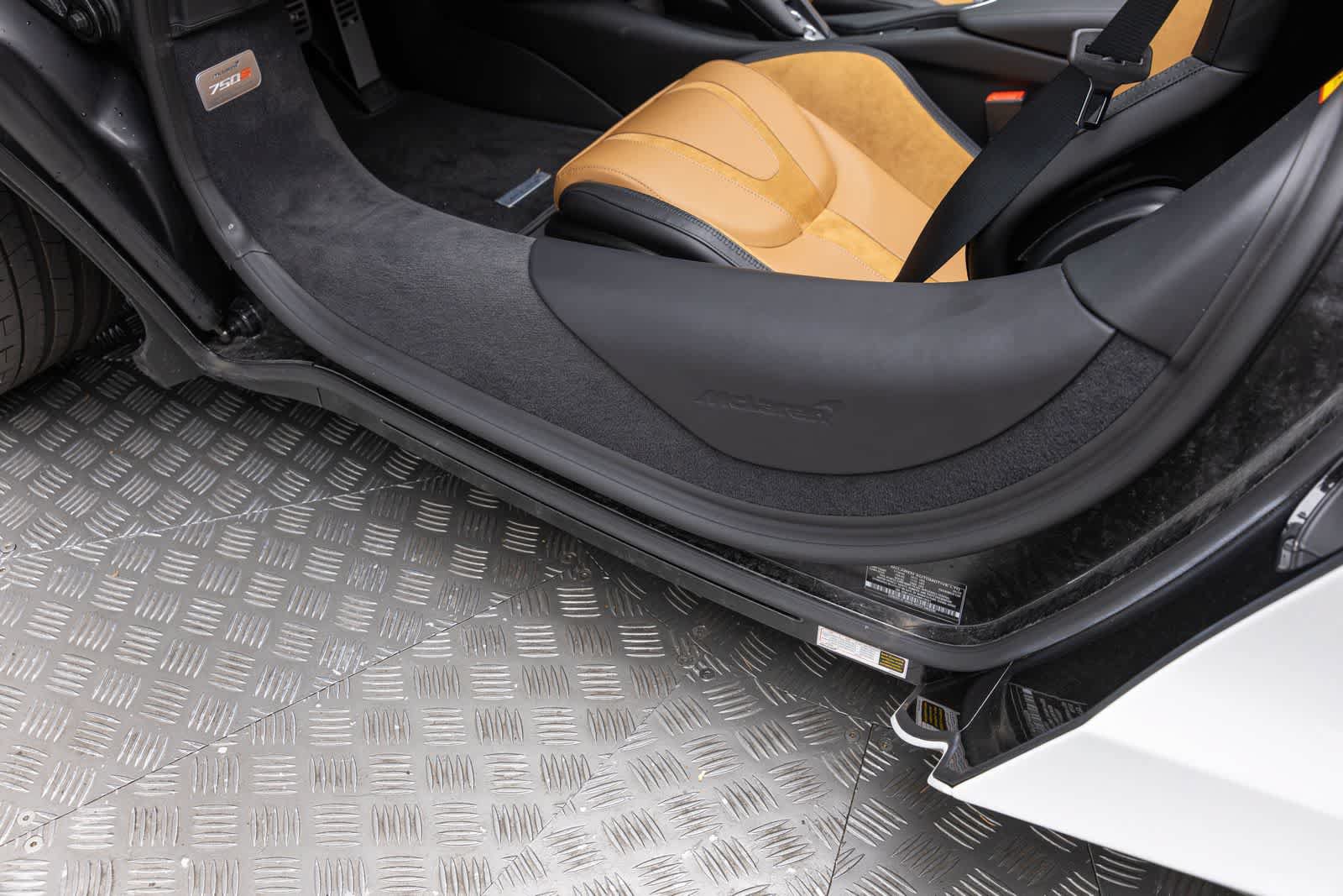 New 2027 McLaren 750S Spider RWD image 23