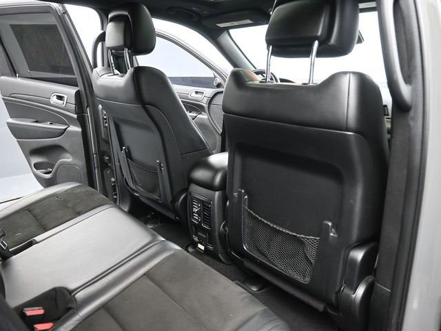 Used 2021 Jeep Grand Cherokee Laredo X image 27