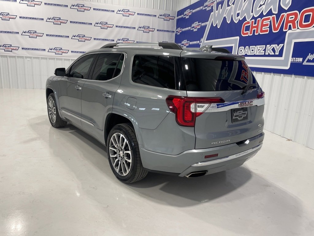 Used 2023 GMC Acadia Denali image 6