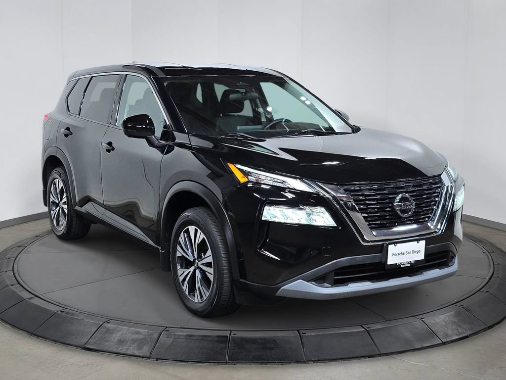 Used 2021 Nissan Rogue SV FWD image 9
